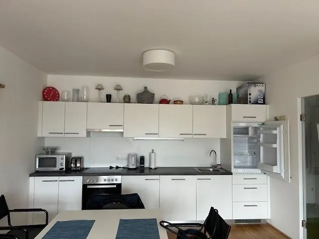 Apartment Mit Wasserblick An Der Alten Donau 비엔나 0*,  오스트리아
